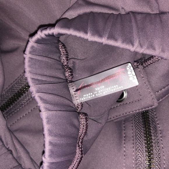 NWOT Front Runner pants by FP Movement from Free People in size XS - Picture 6 of 13